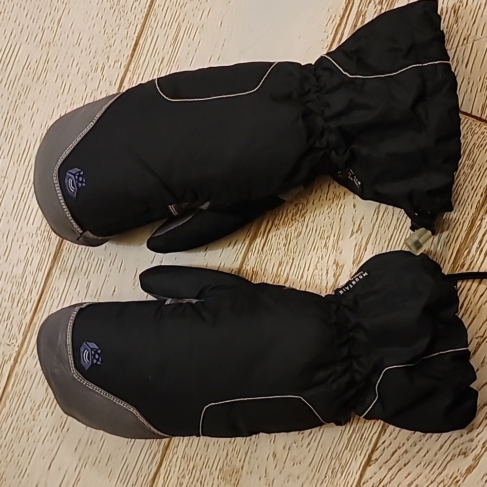 Mountain Hardwear snowboard ski snow mittens leather trim
